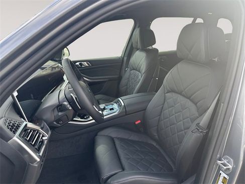 New 2026 BMW X5 xDrive40i image 9