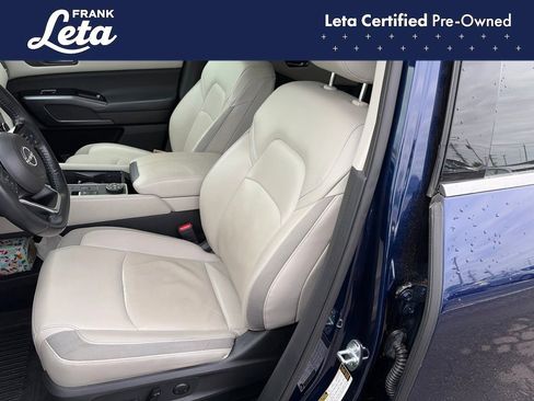 Used 2022 Nissan Pathfinder SL w/ SL Premium Package AWD/4WD image 9