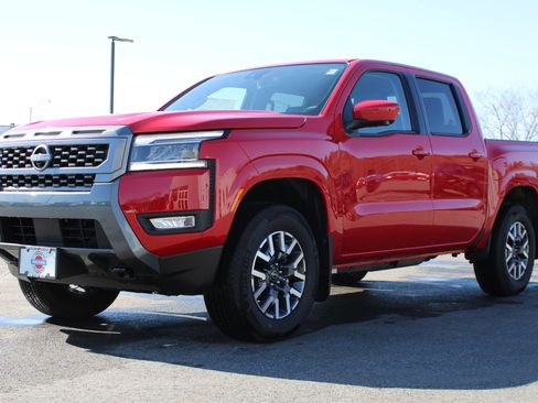 New 2025 Nissan Frontier SL image 1