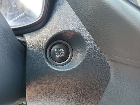Used 2024 Toyota Corolla Cross LE w/ Moonroof Package FWD image 14