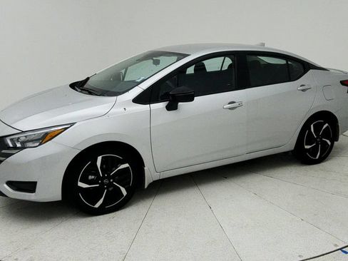 Used 2025 Nissan Versa SR w/ Trunk Package FWD image 4