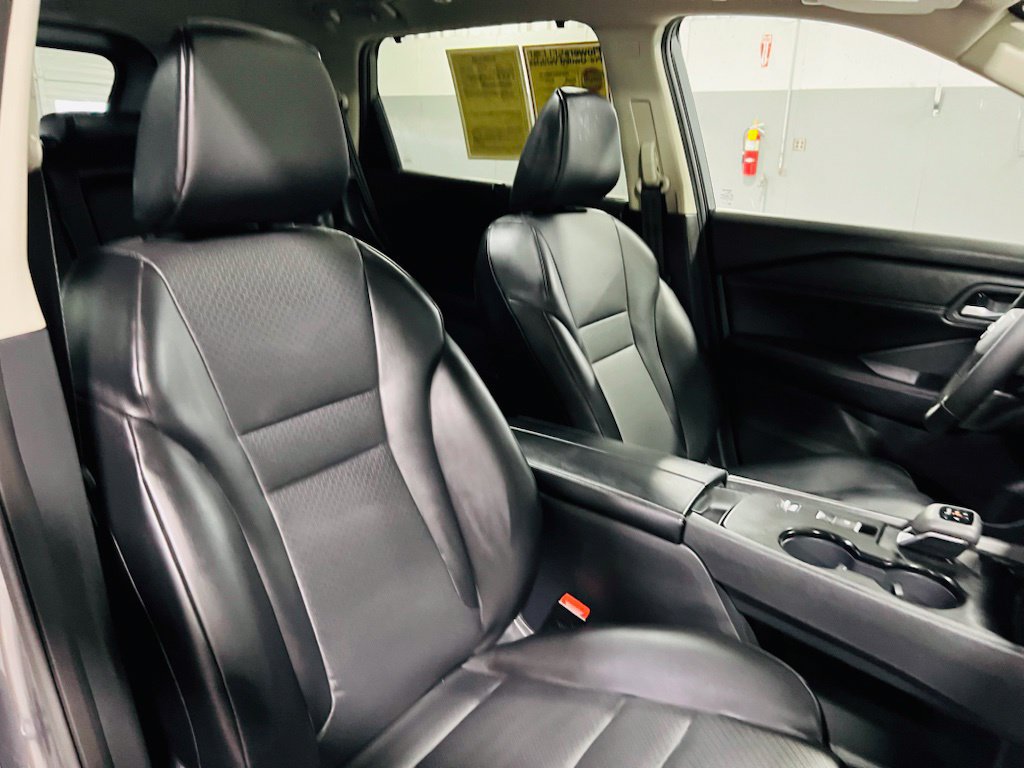 Used 2026 Nissan Rogue SV w/ SV Premium Package FWD image 33