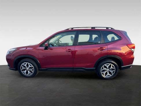 Certified 2023 Subaru Forester Premium image 3
