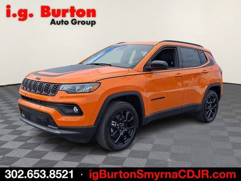 New 2026 Jeep Compass Latitude AWD/4WD image 2