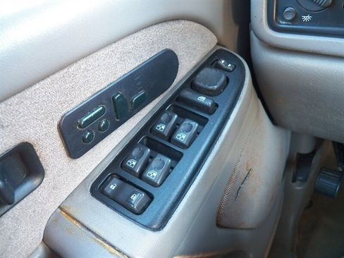 Used 2003 Chevrolet Silverado 3500 LT w/ Skid Plate Package image 25