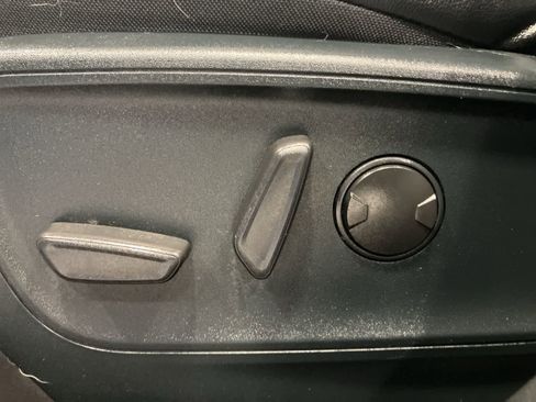 Used 2020 Ford Escape SEL AWD/4WD image 12