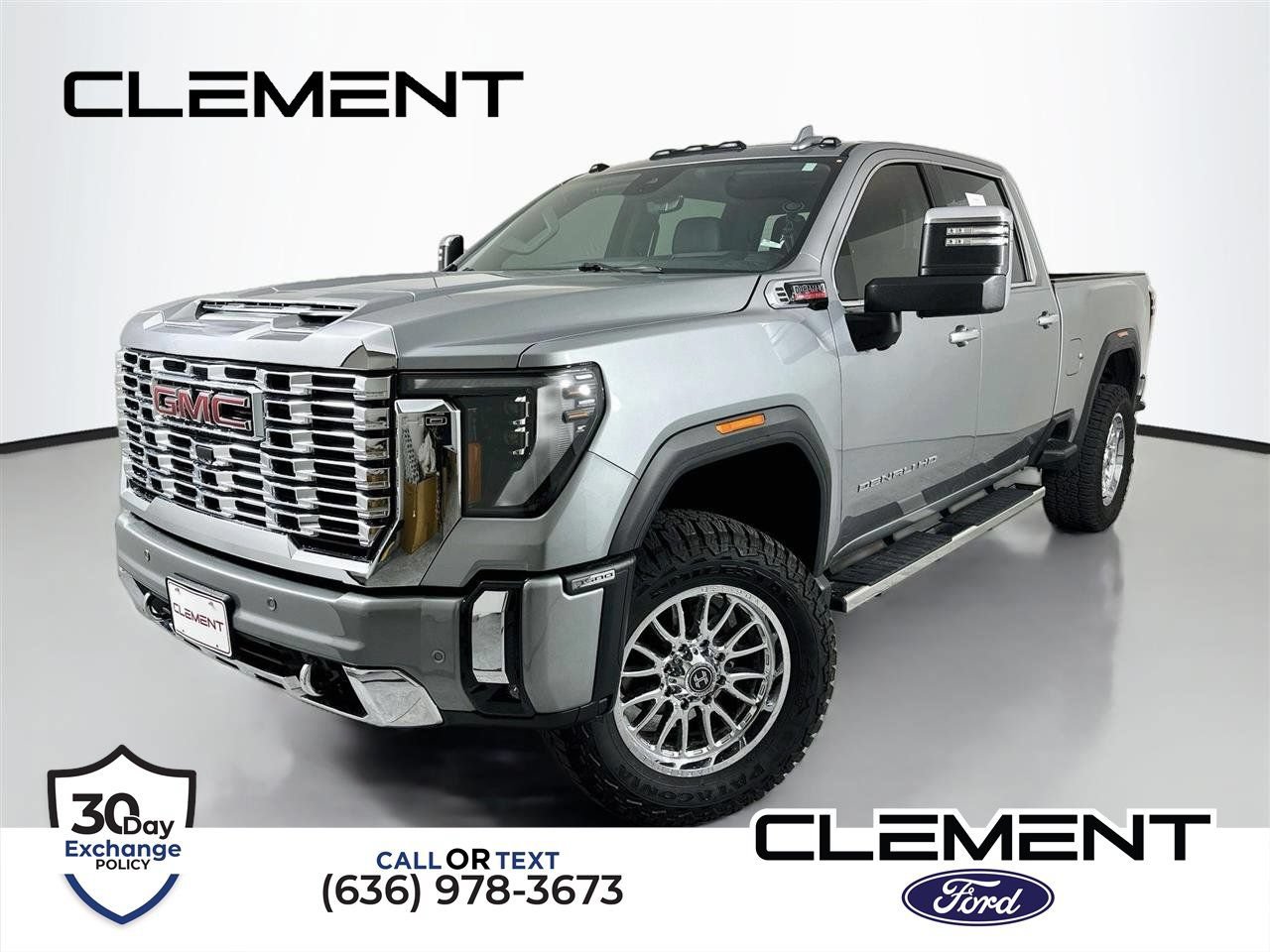 Used 2024 GMC Sierra 3500 Denali w/ Denali Reserve Package AWD/4WD image 1