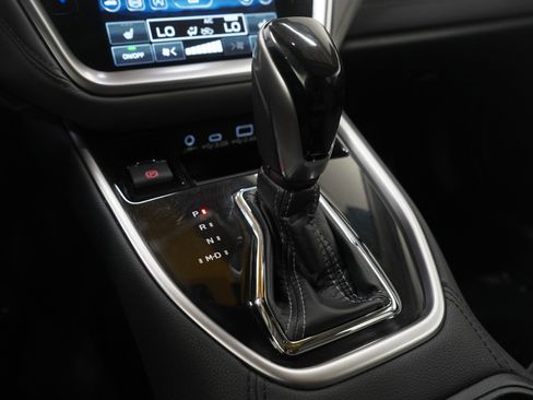 Used 2023 Subaru Outback Premium image 23