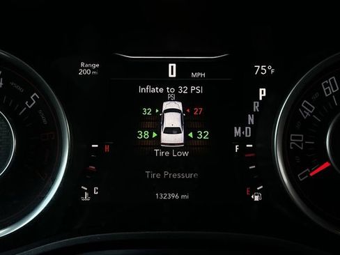 Used 2015 Dodge Challenger R/T w/ Quick Order Package 28B R/T image 10