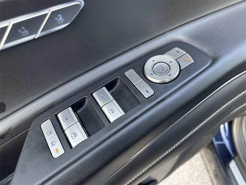 Used 2024 Genesis GV80 2.5T image 12