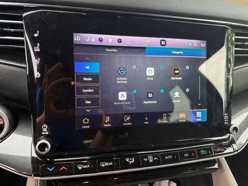 Used 2022 Jeep Wagoneer Series I RWD image 10