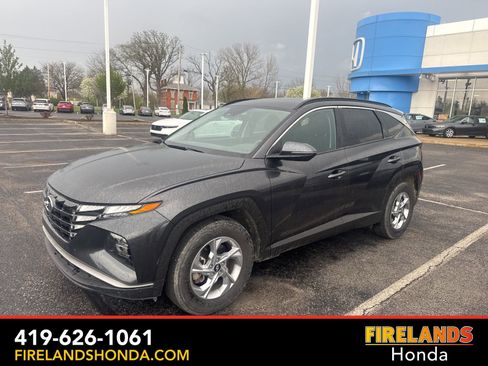 Used 2023 Hyundai Tucson SEL image 2