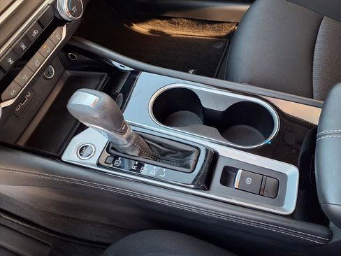 Used 2023 Nissan Altima 2.5 SV image 12