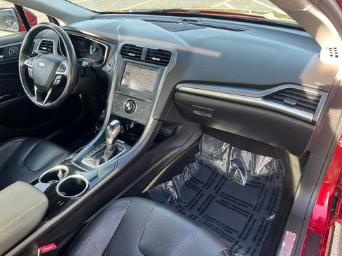 Used 2013 Ford Fusion Titanium w/ Titanium Driver Assist Pkg FWD image 28