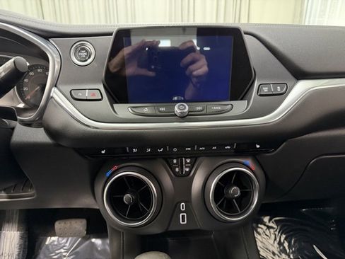 Used 2021 Chevrolet Blazer LT image 14