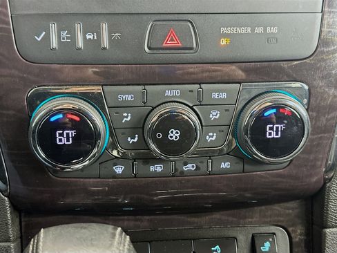Used 2015 Buick Enclave Leather FWD image 23