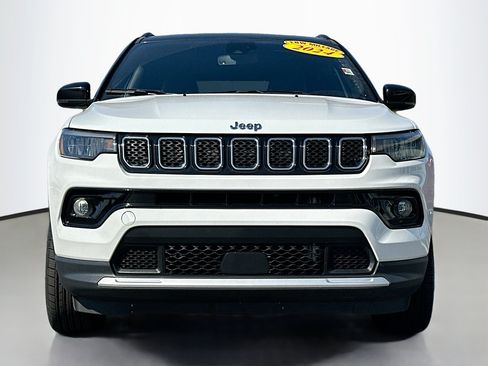 Used 2024 Jeep Compass Limited AWD/4WD image 16