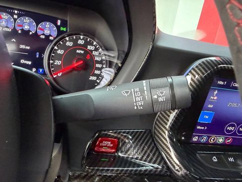 Used 2019 Chevrolet Camaro ZL1 RWD image 29