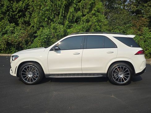 Used 2022 Mercedes-Benz GLE 450 4MATIC image 3