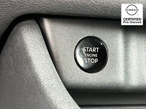 Certified 2025 Nissan Rogue SV FWD image 22