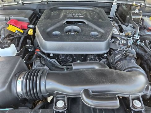 Used 2023 Jeep Wrangler Unlimited Rubicon AWD/4WD image 37