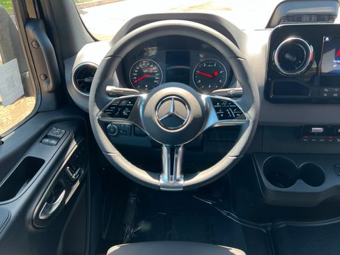 New 2026 Mercedes-Benz Sprinter 2500 image 12