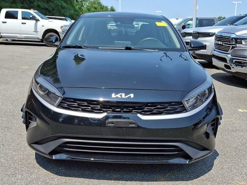 Used 2023 Kia Forte LXS FWD image 2