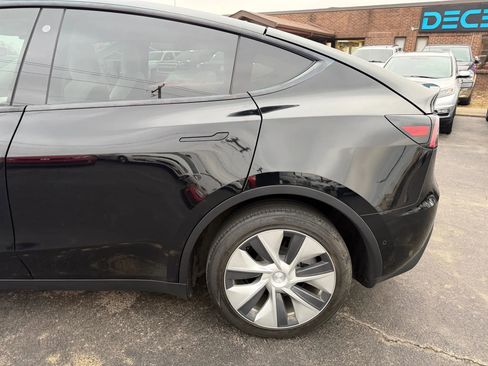 Used 2021 Tesla Model Y Long Range image 53