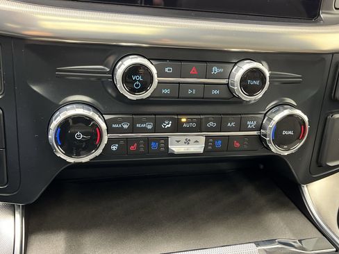 New 2025 Ford F150 Platinum w/ Equipment Group 703A Plus AWD/4WD image 22