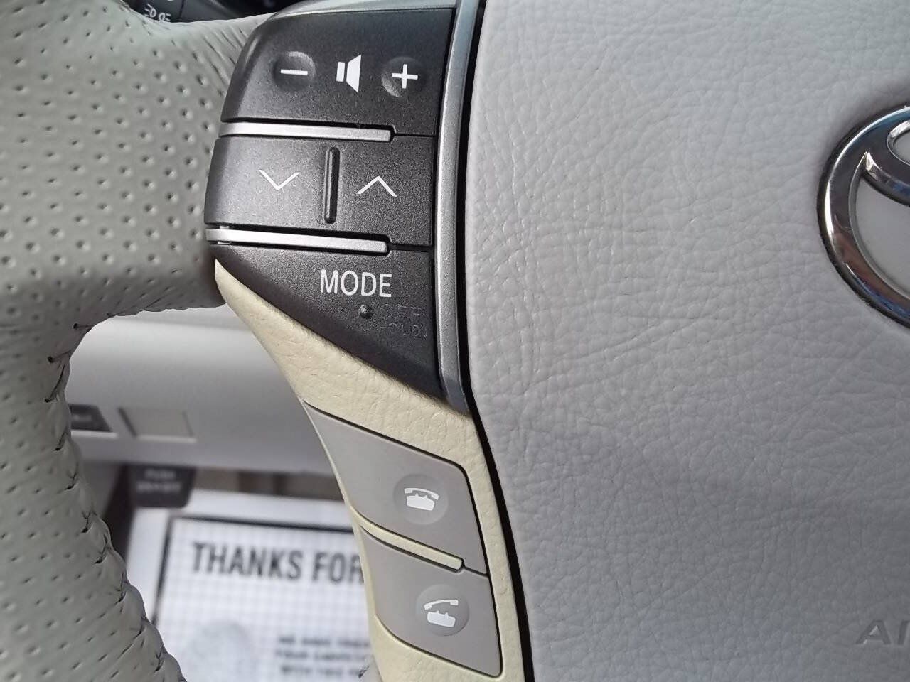 Used 2011 Toyota Avalon Limited FWD image 21