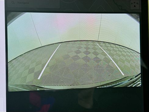 Used 2018 Tesla Model 3 Long Range image 21