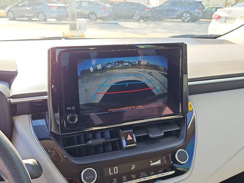 Used 2024 Toyota Corolla LE image 17