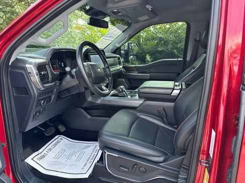 Used 2022 Ford F150 Lariat AWD/4WD image 11