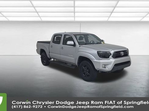 Used 2014 Toyota Tacoma PreRunner image 4