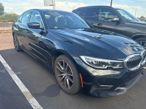 Used 2020 BMW 330i xDrive Sedan w/ Convenience Package AWD/4WD image 3