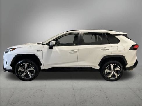 Used 2023 Toyota RAV4 SE w/ Weather & Moonroof Package AWD/4WD image 2