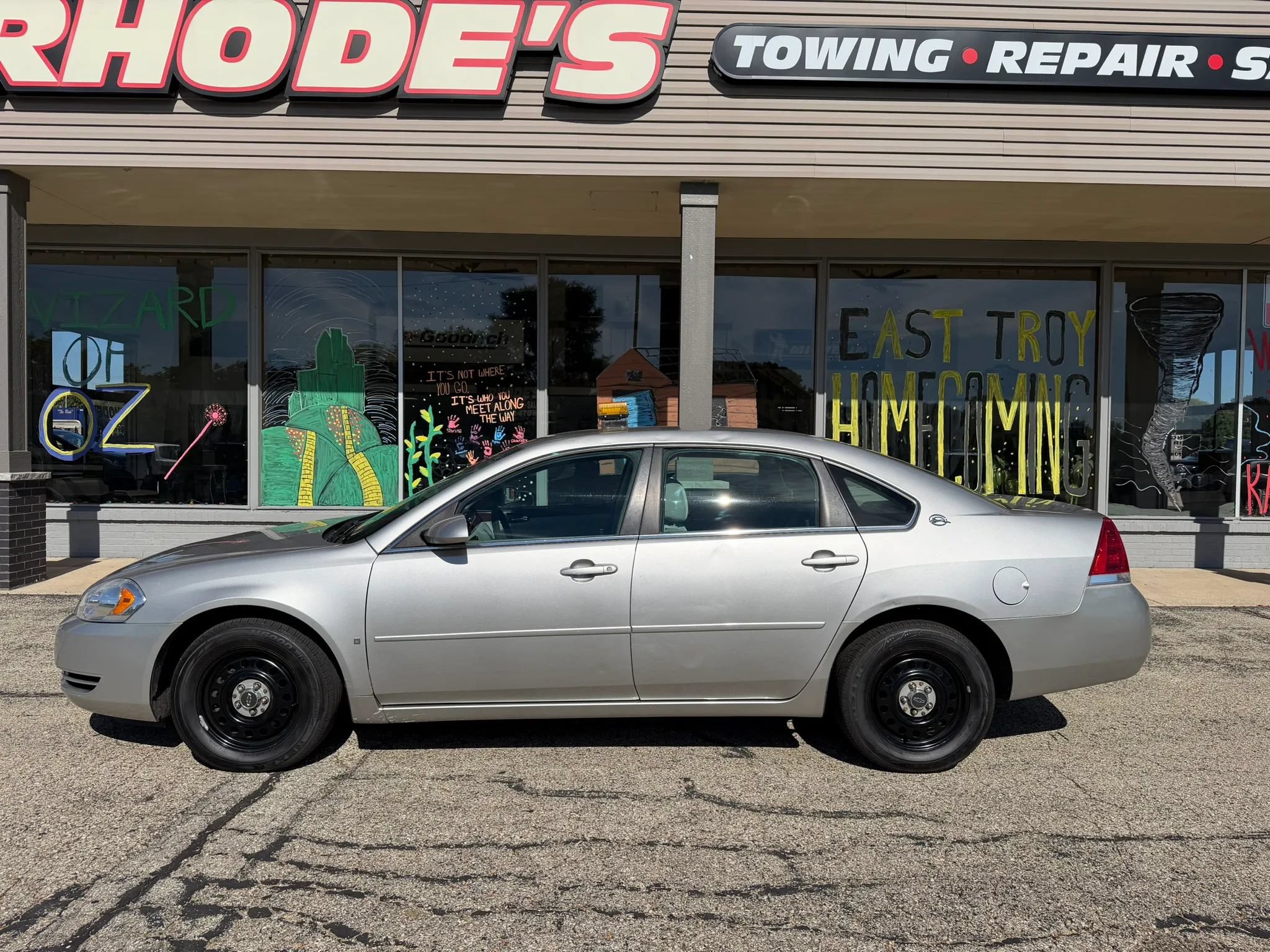 Used 2008 Chevrolet Impala LS FWD image 2