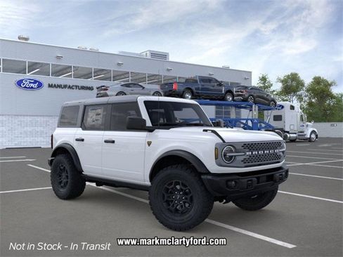 New 2026 Ford Bronco Badlands image 7