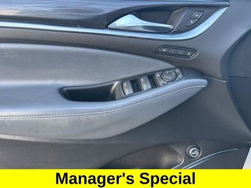 Used 2024 Buick Enclave Premium FWD image 13