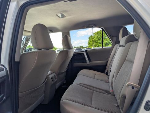 Used 2011 Toyota 4Runner SR5 AWD/4WD image 17