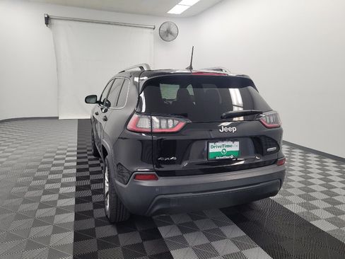 Used 2019 Jeep Cherokee Latitude Plus w/ Cold Weather Group AWD/4WD image 6