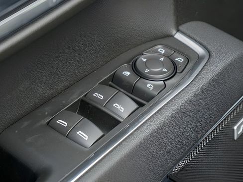 New 2026 GMC Sierra 1500 SLT AWD/4WD image 17