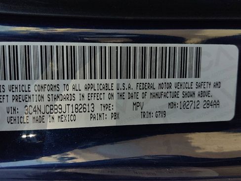Used 2018 Jeep Compass Latitude FWD image 33