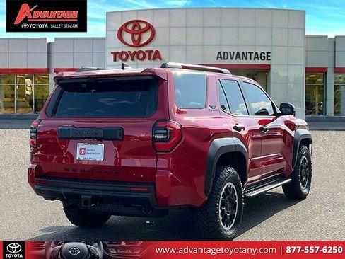 Used 2025 Toyota 4Runner TRD Off-Road Premium image 7