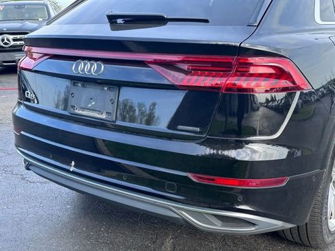 Used 2023 Audi Q8 Prestige image 10