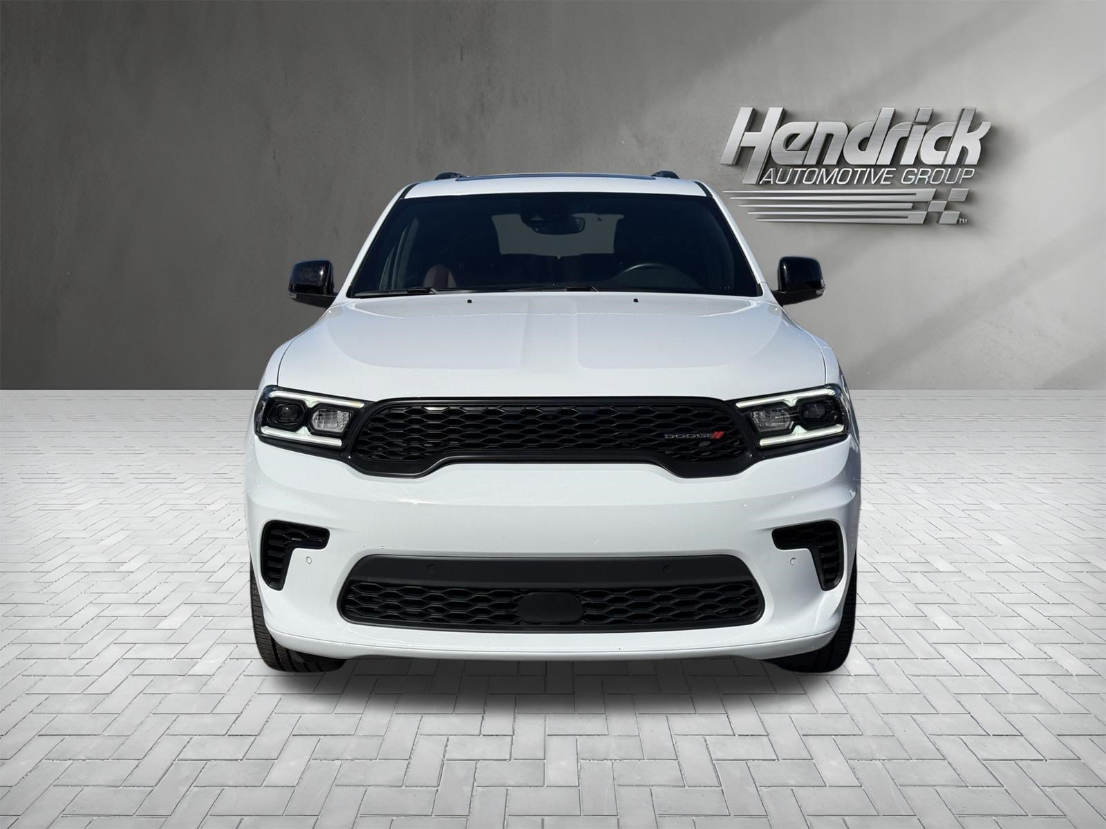 Used 2025 Dodge Durango GT AWD/4WD image 3