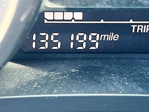 Used 2013 MAZDA MAZDA3 i Grand Touring w/ Tech Pkg image 12