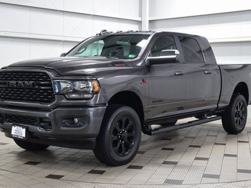 Used 2022 RAM 2500 Big Horn w/ Level C Equiment Group image 3