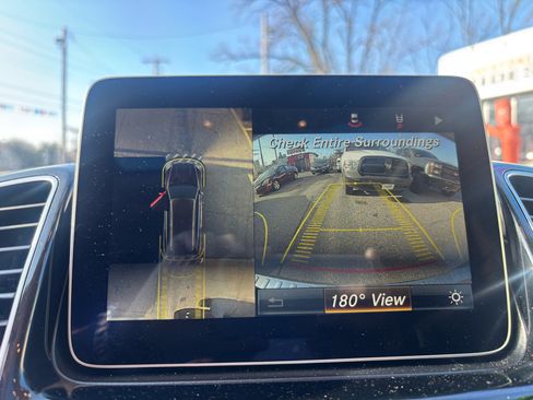 Used 2017 Mercedes-Benz GLS 550 4MATIC image 17