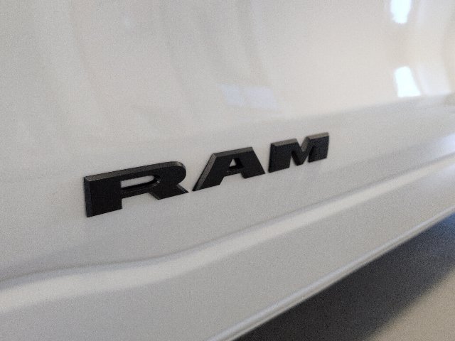 New 2026 RAM 1500 Big Horn w/ Night Edition AWD/4WD image 9